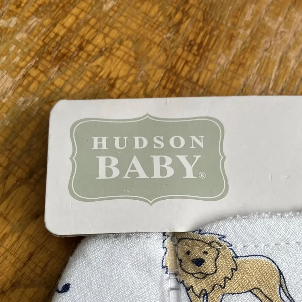 Hudson Baby Lion and Arrow Bandana Bibs - White, Green, Blue